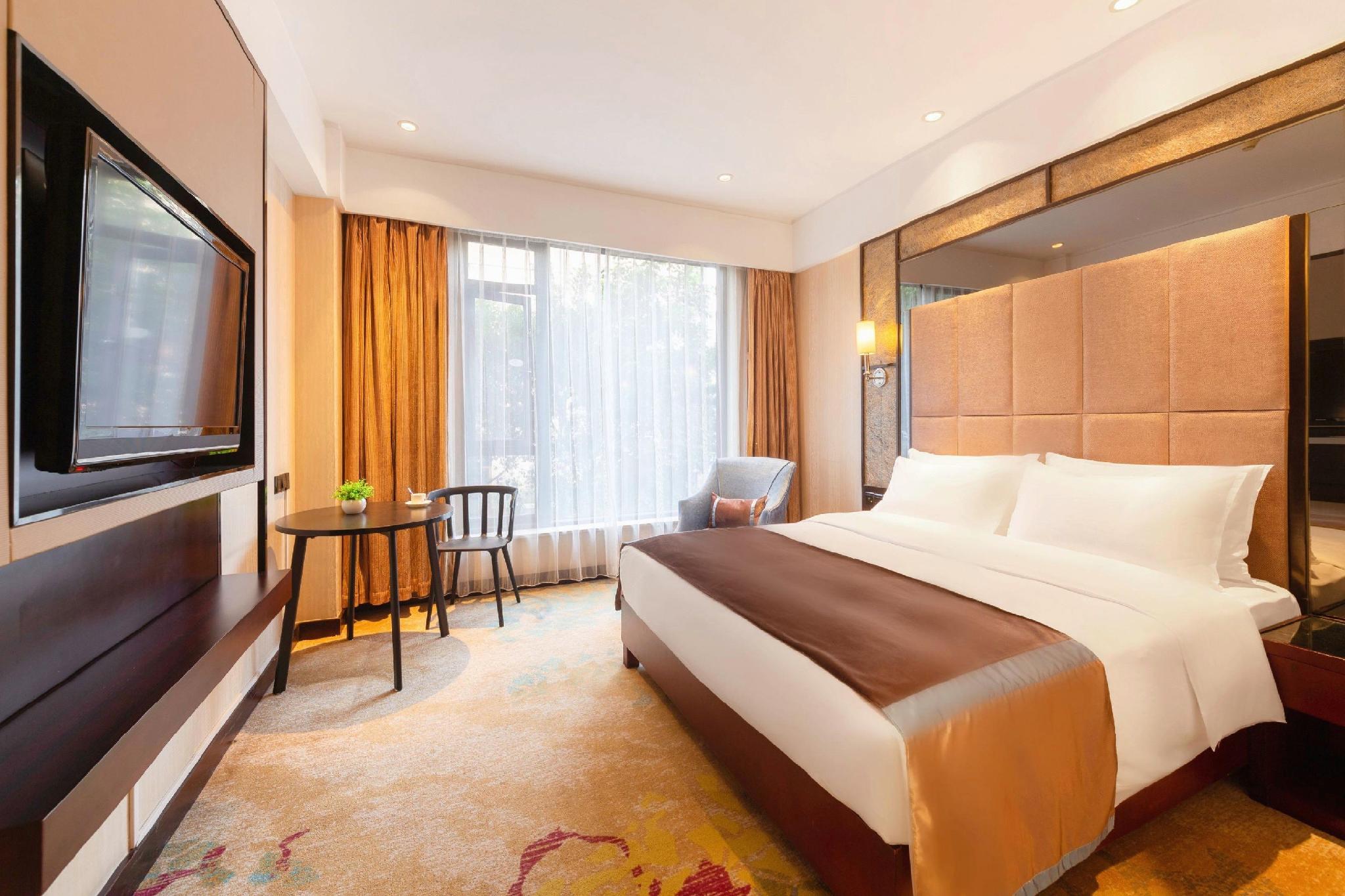 Rezen Kingtown Hotel (Chongqing Guanyinqiao) 10/31