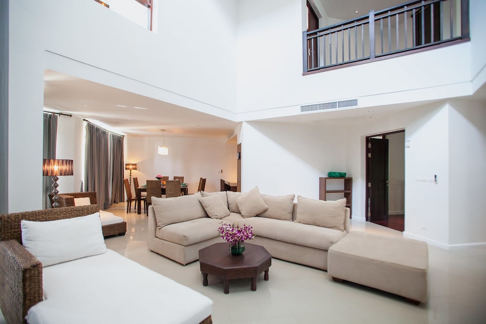 Amatapura Seaview Villa 26 24/38