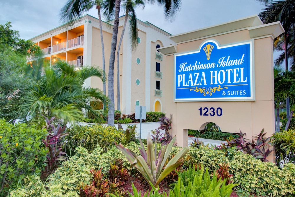 Hutchinson Island Plaza Hotel And Suites 5/63