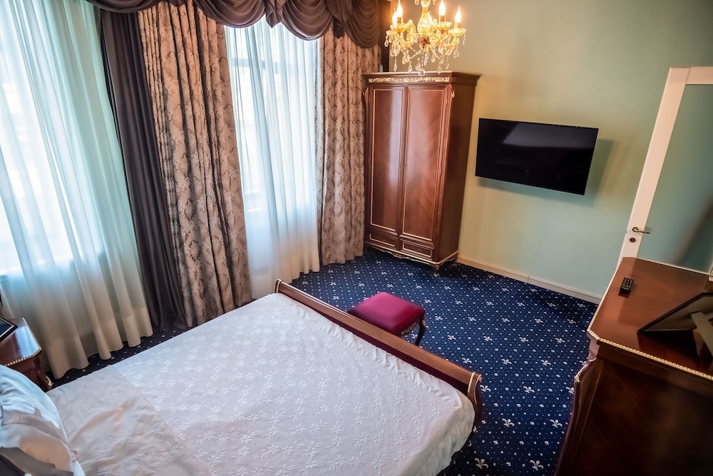 Jumeirah Royal Apartments 10/50