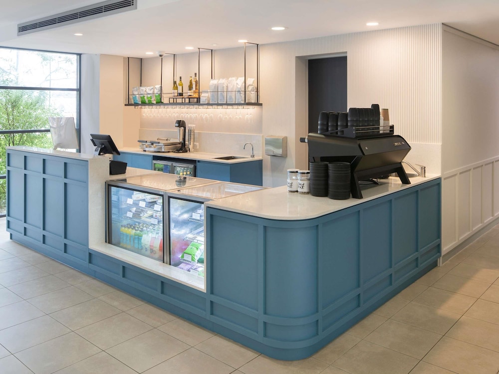 Mercure Sydney Manly Warringah 12/73