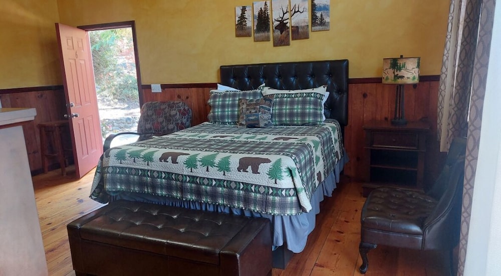 Sequoia Riverfront Cabins 13/71