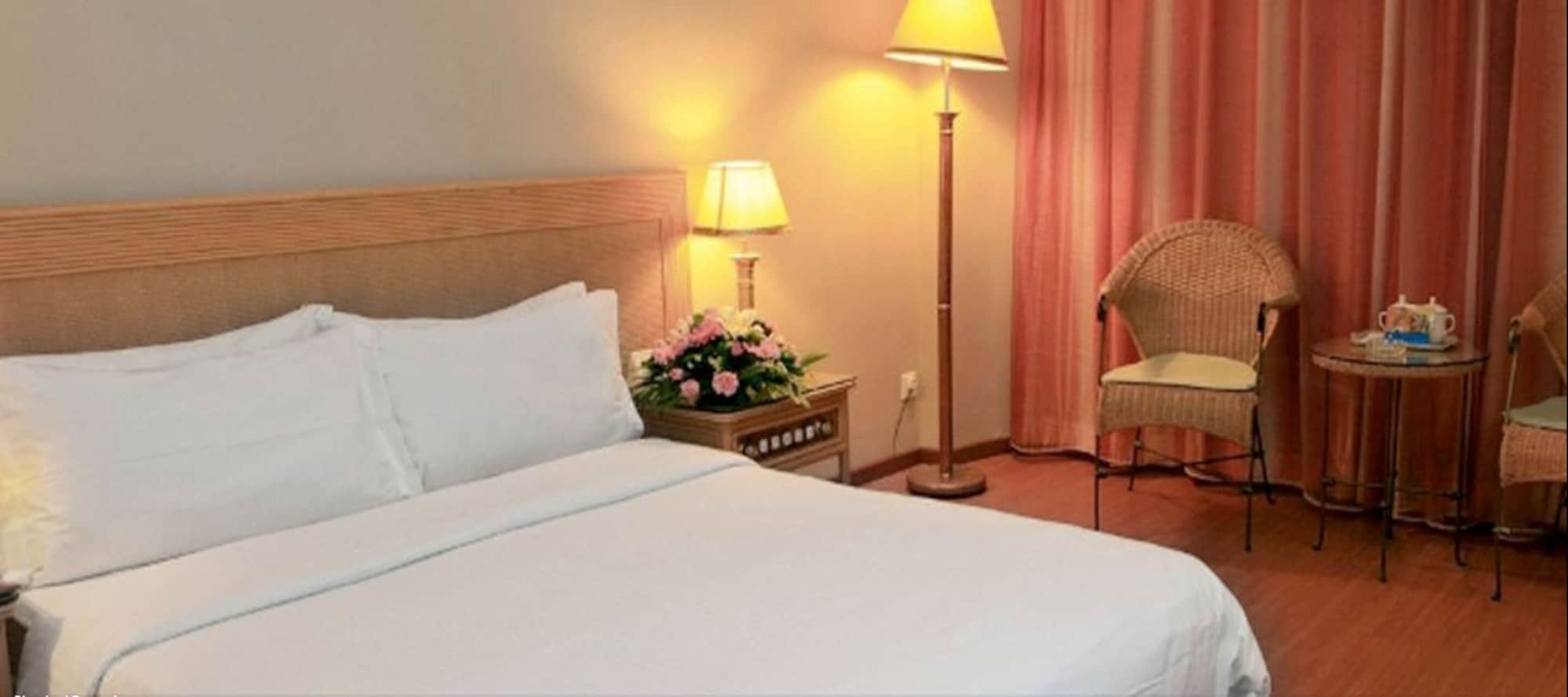 BUSINESS, TWIN BEDS
