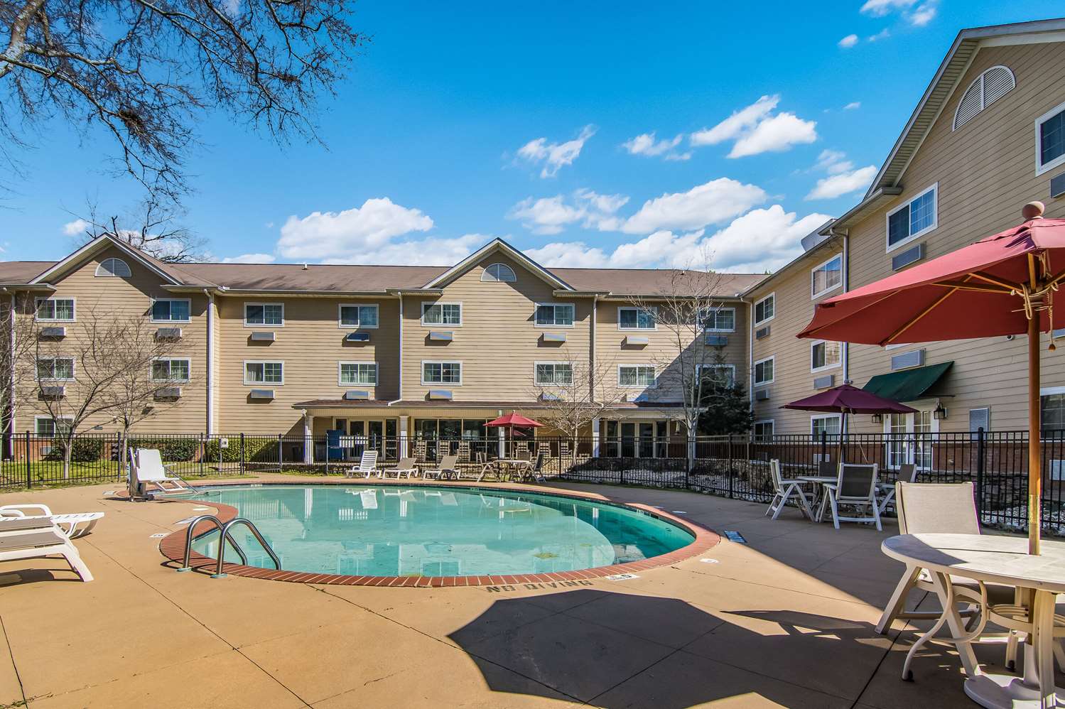 MainStay Suites Columbus near Fort Benning 21/22