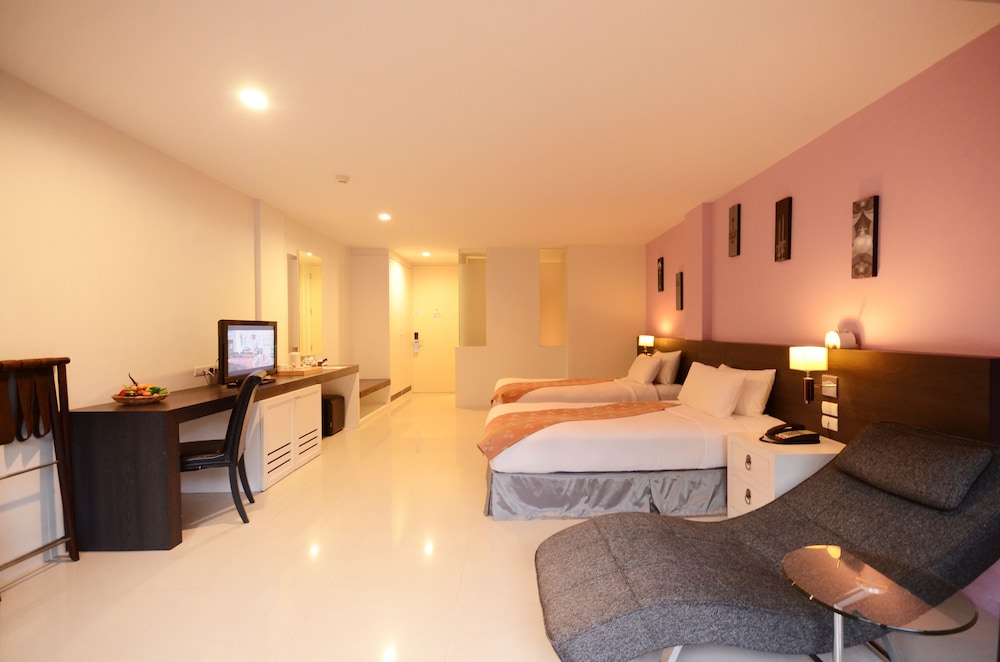 The Lantern Resorts Patong Phuket 31/71