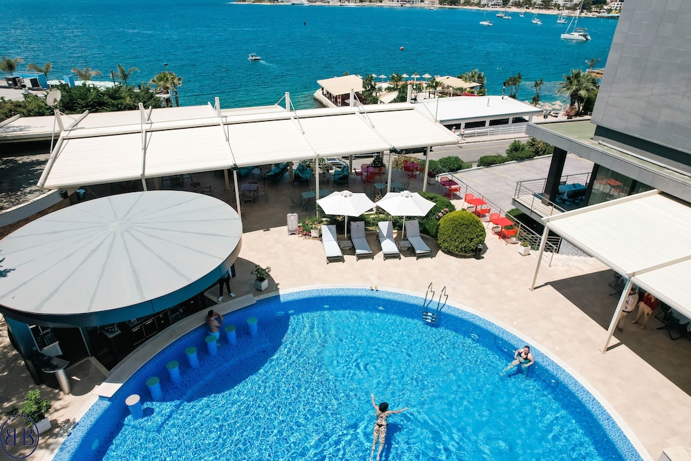 Hotel Butrinti 37/60