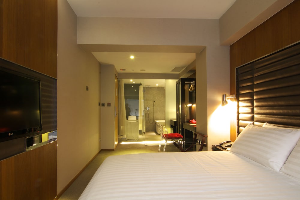 W5 Best Hotel 8/54