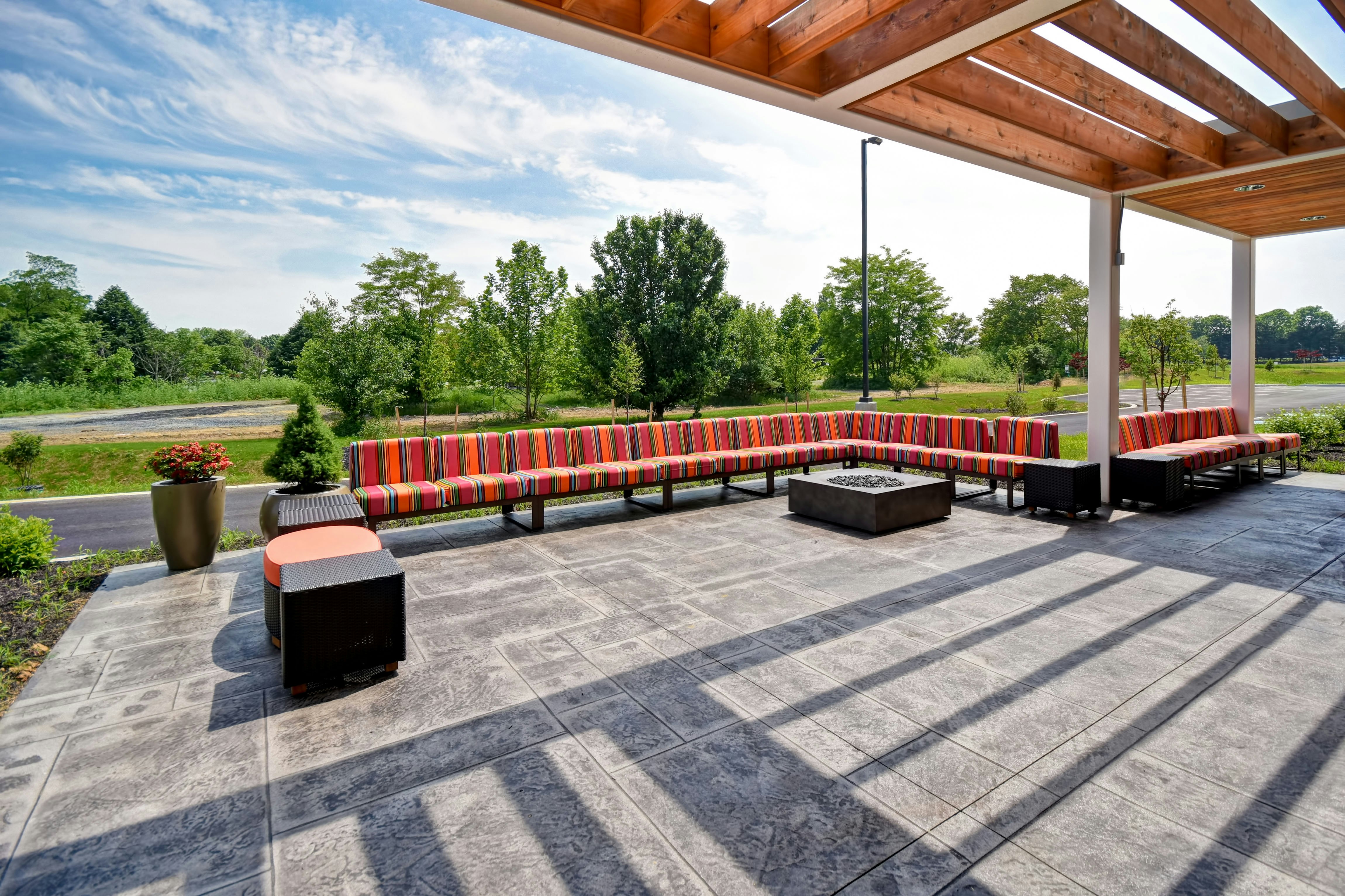 Home2 Suites By Hilton Mechanicsburg 20/25