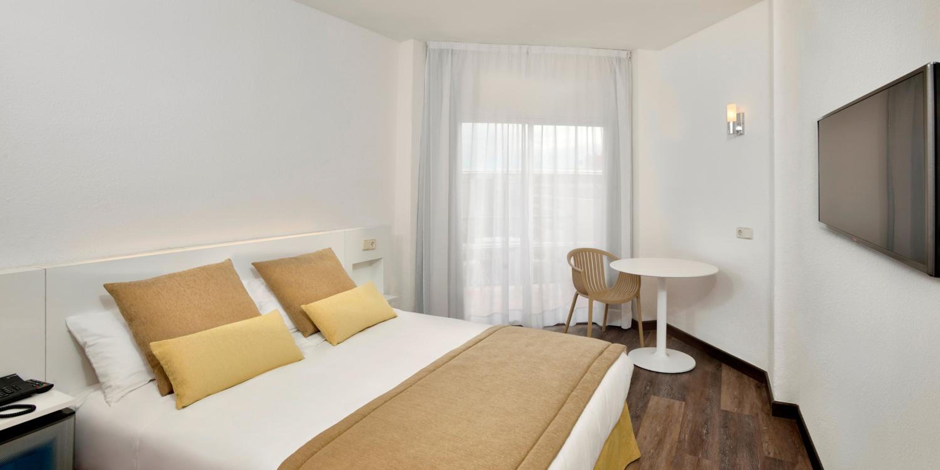 Sol, Connecting, Single Bed