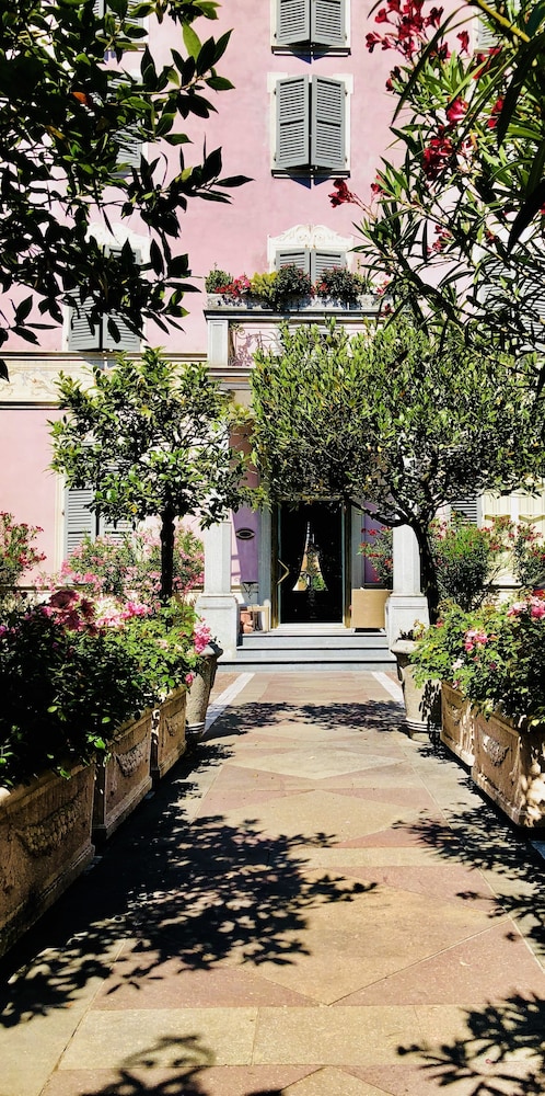Hotel Verdi Boutique Hotel 43/50
