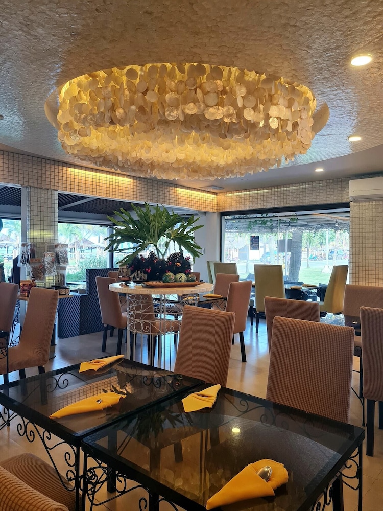 San Antonio Resort 33/49