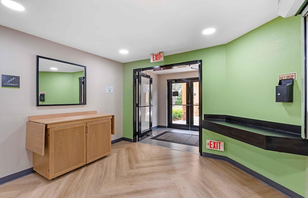 Extended Stay America - Tampa - Airport - Spruce Street 11/54