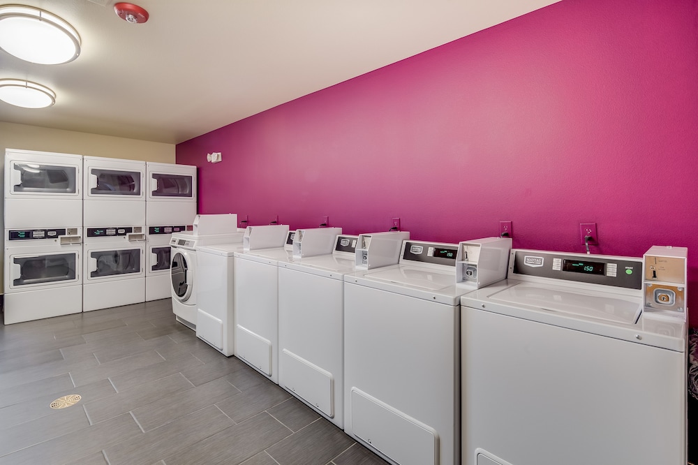 Aptel Studio Hotel 33/45