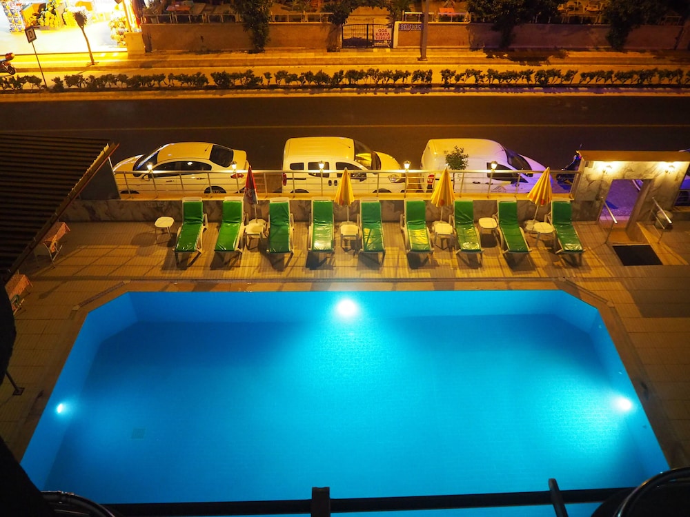 Soykan Hotel 42/62