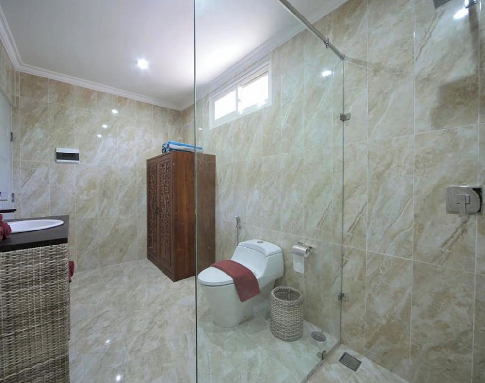 Meno Mojo Beach Resort 43/43