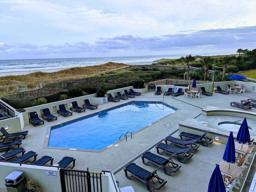 Shell Island Resort - All Oceanfront Suites 27/68