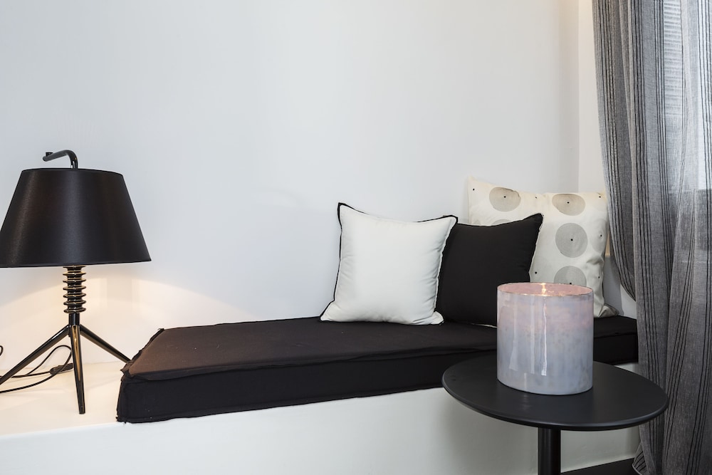 Aroma Suites 25/65