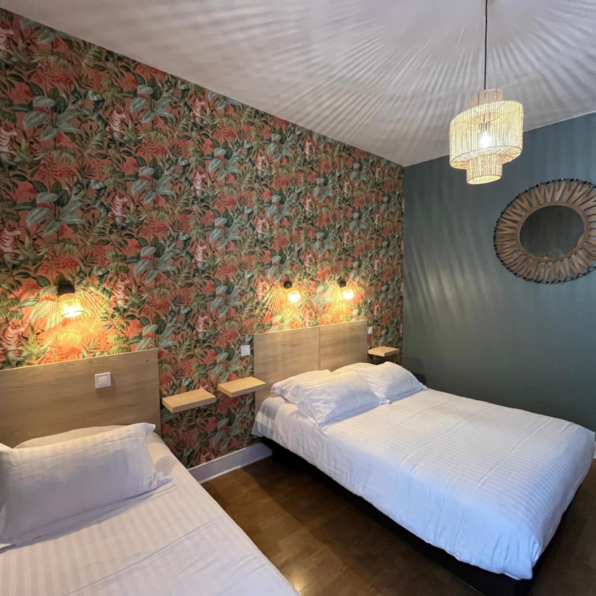 HOTEL LE CYGNE 16/50