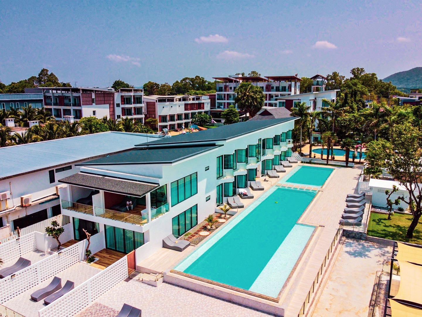 Rattana Pura Beach Resort 6/54