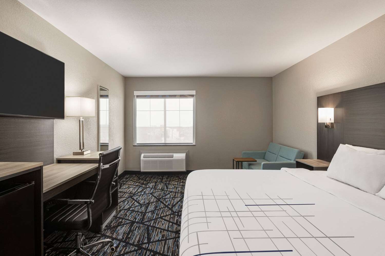 La Quinta Inn & Suites by Wyndham San Antonio N Stone Oak 4/24