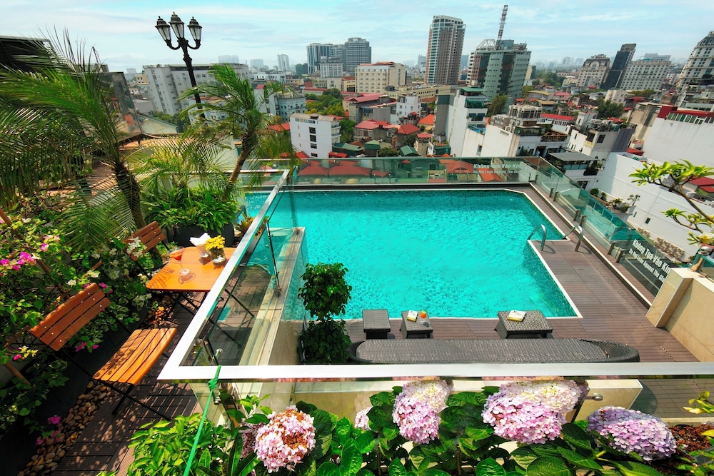 Champton Hanoi Hotel 59/63