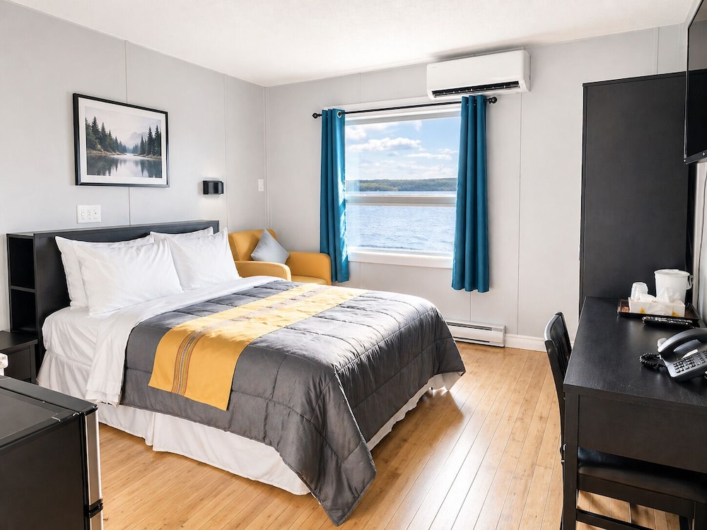 Harbourview Inn, SureStay Collection by Best Western 18/49