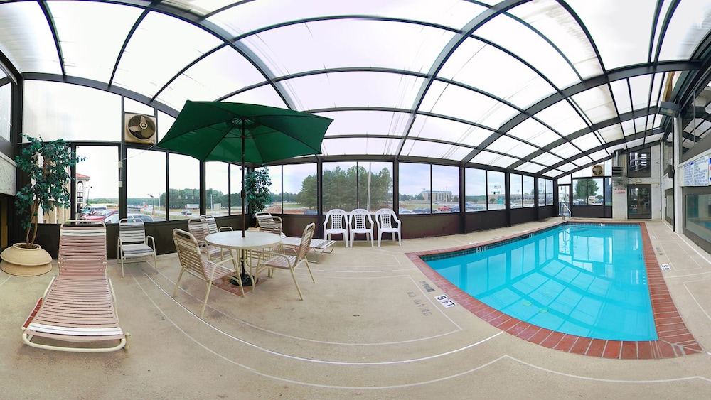 Quality Inn And Suites Southlake 25/49