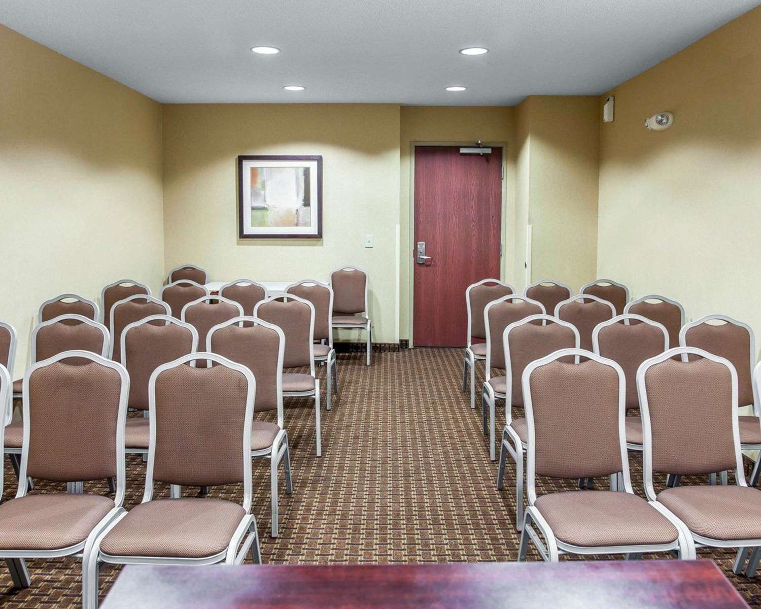 Sleep Inn & Suites near Joint Base Andrews-Washington Area 3/3