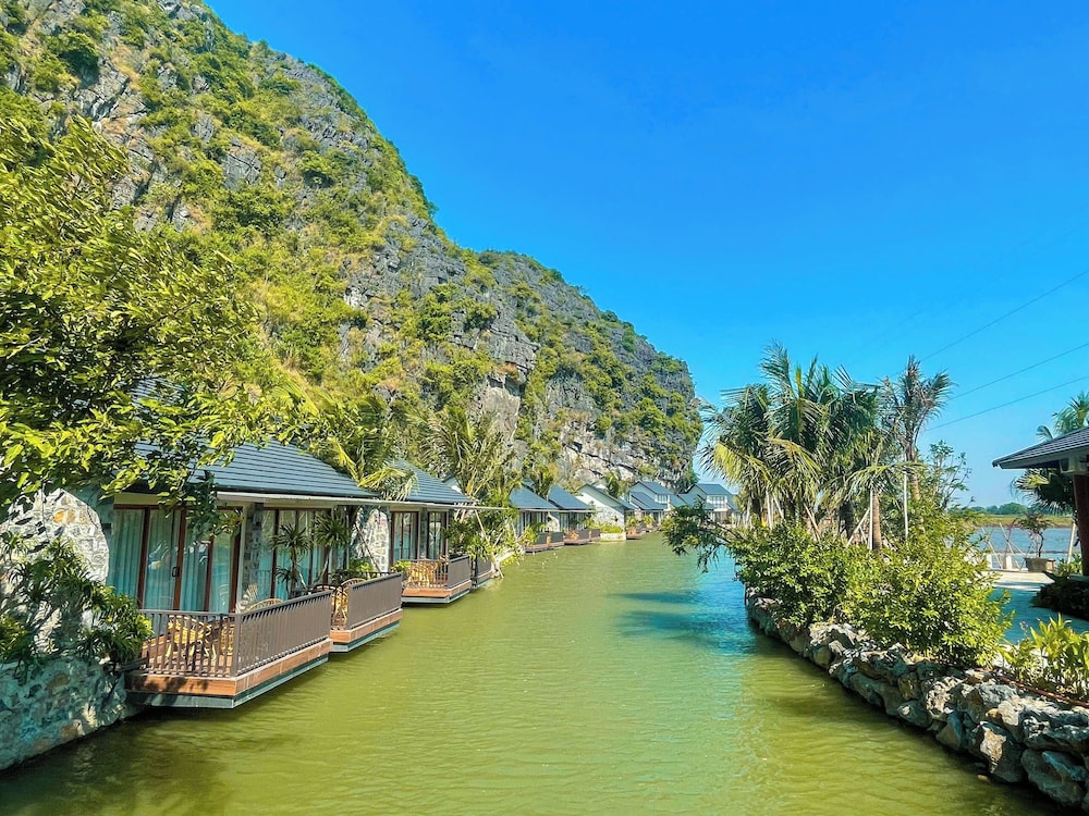 Athena Premier Resort Ninh Bình 43/50
