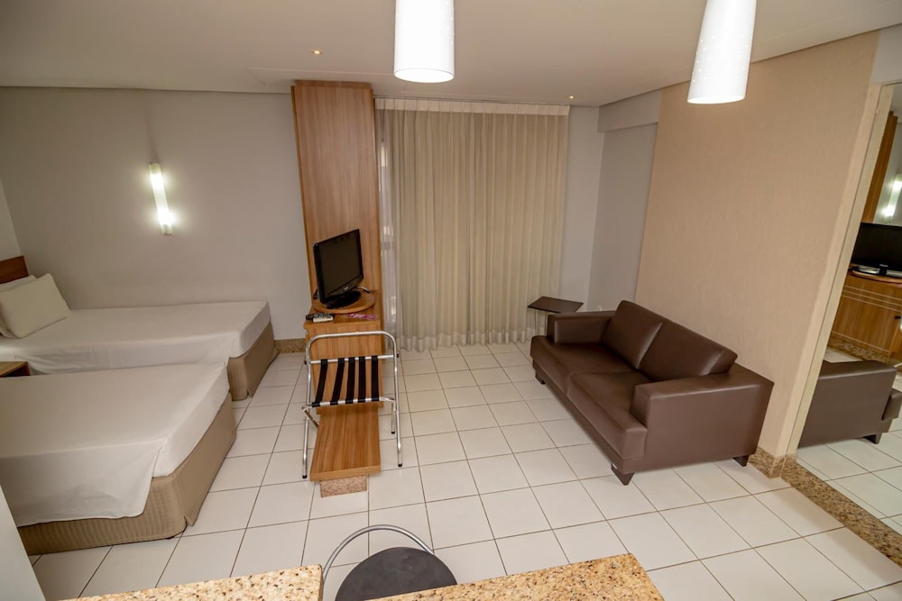 Sun Square Suites Hotel by GP 8/50