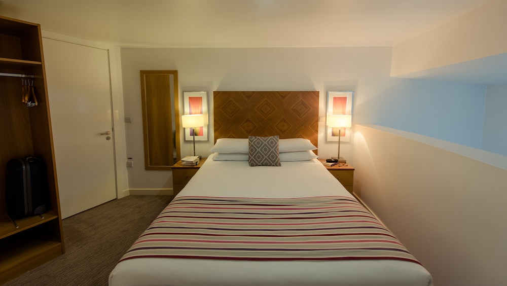 Premier Suites Liverpool 22/58