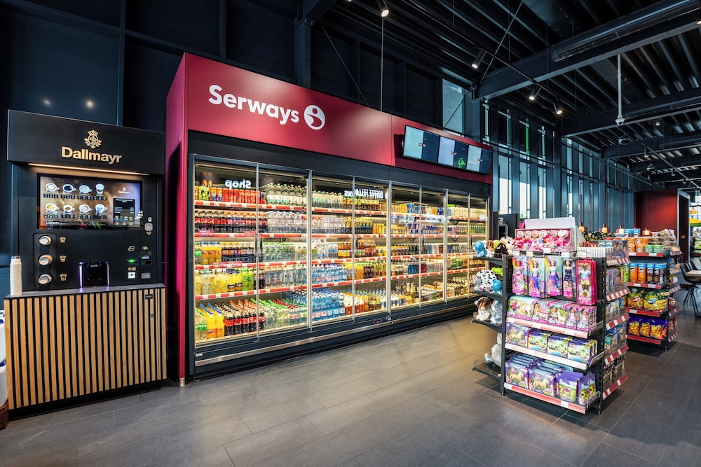 SERWAYS HOTEL WEISKIRCHEN 47/58