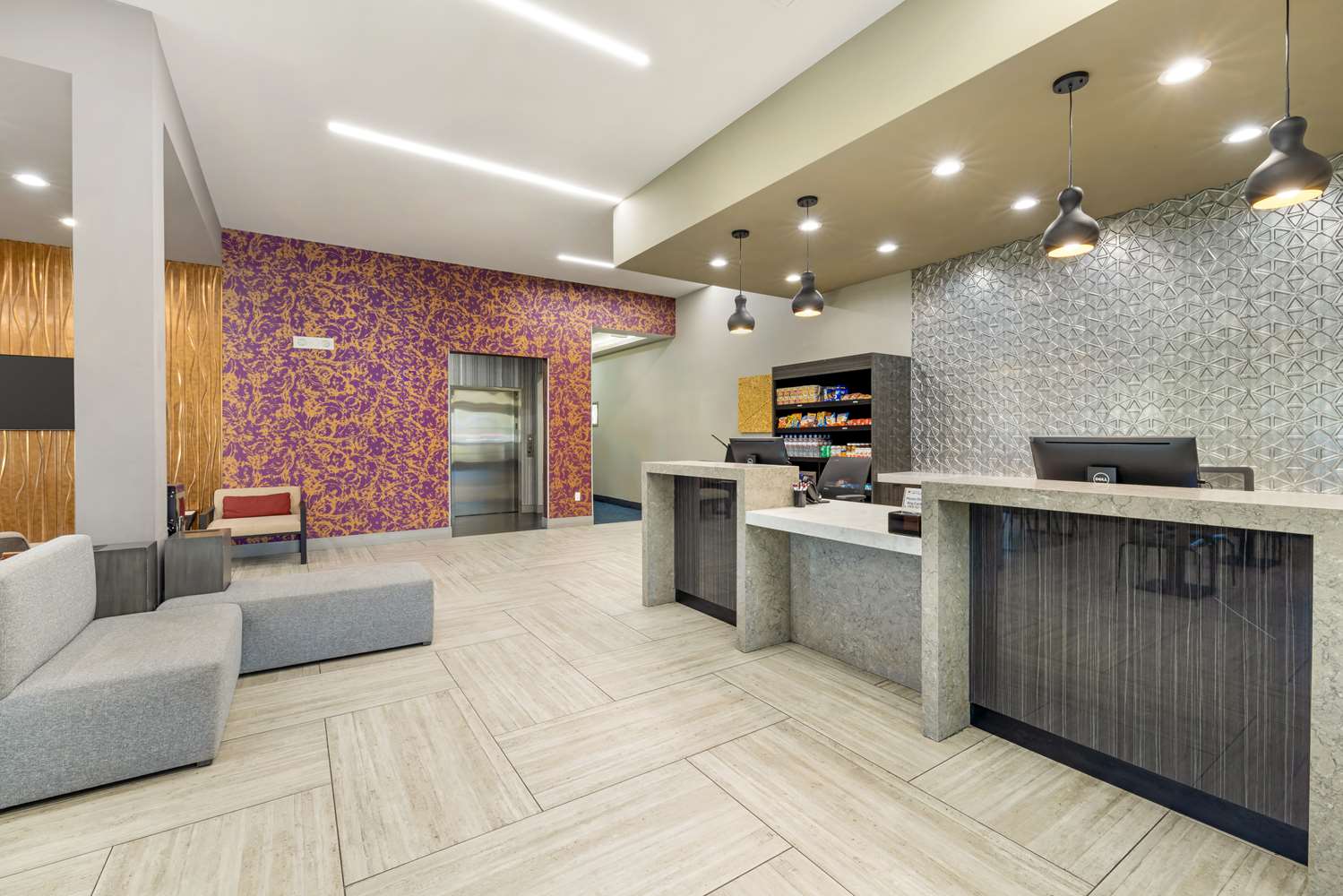 Best Western Plus Temecula Wine Country Hotel & Suites 3/34