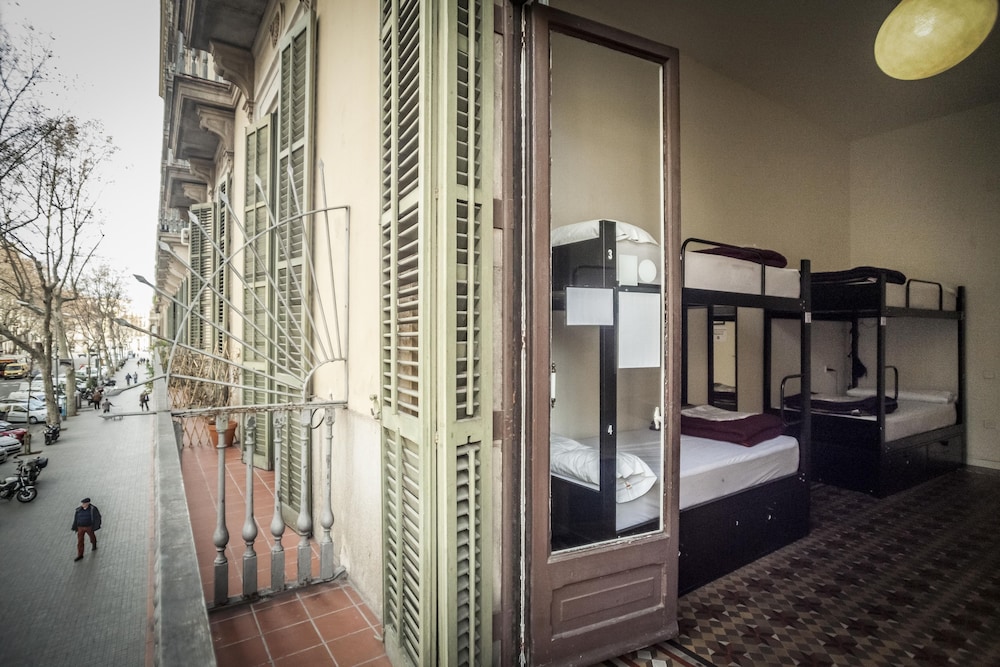 360 Hostel Barcelona Arts&Culture 58/59