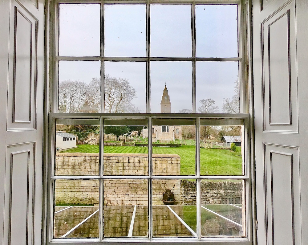 River Nene Cottages 17/50