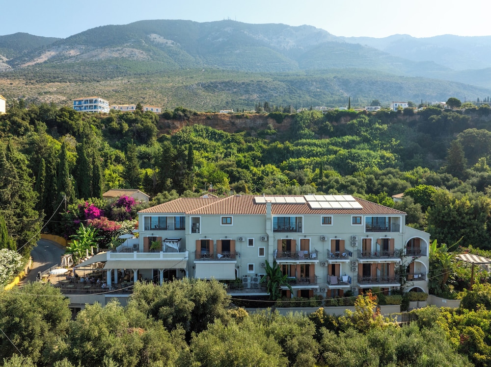 La Signora Hotel 5/50