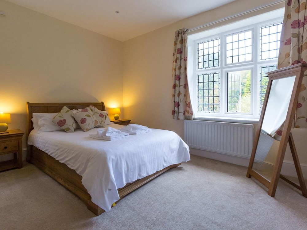 Hunters Inn 5/50