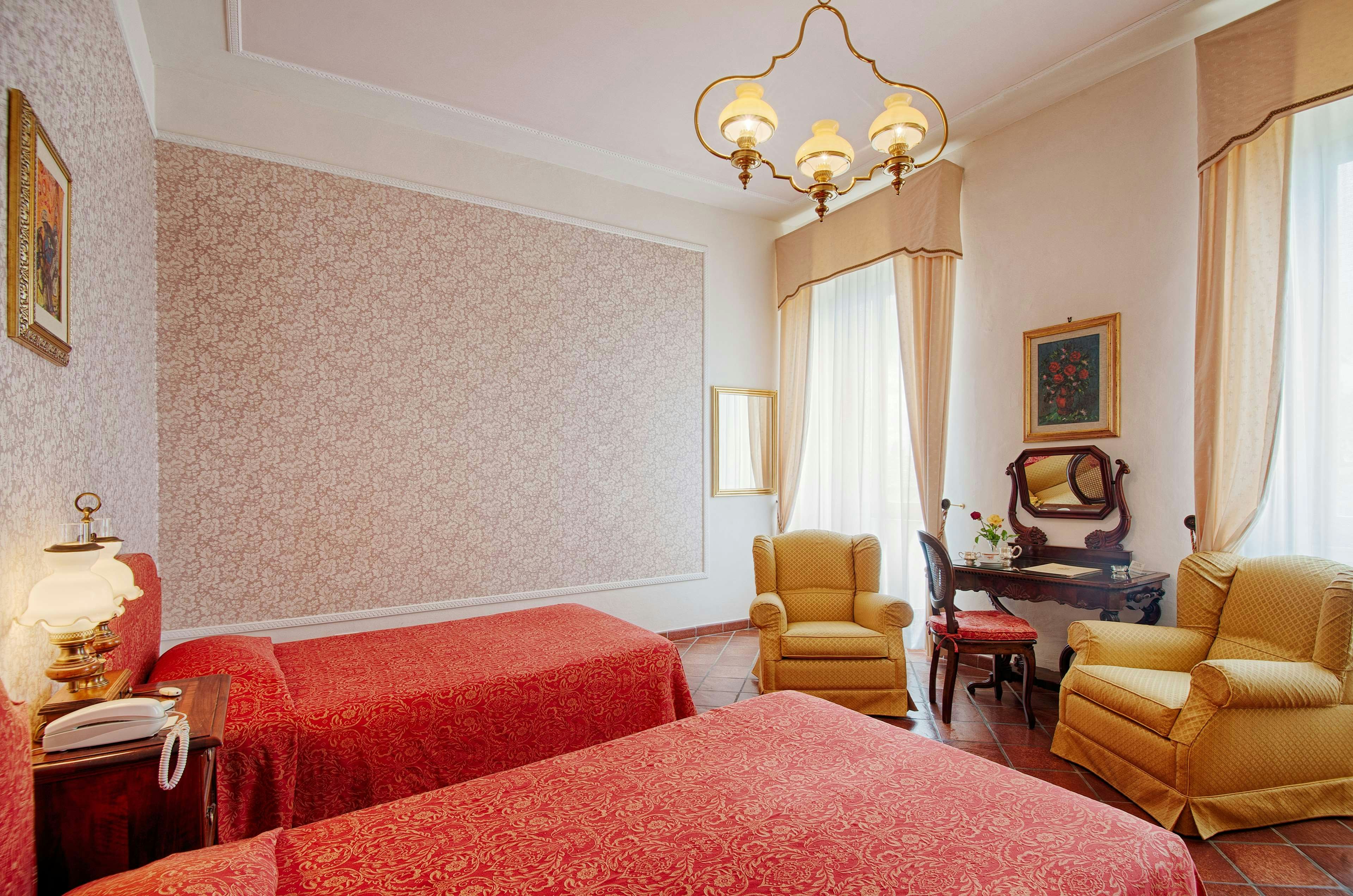 Villa Scacciapensieri 32/50