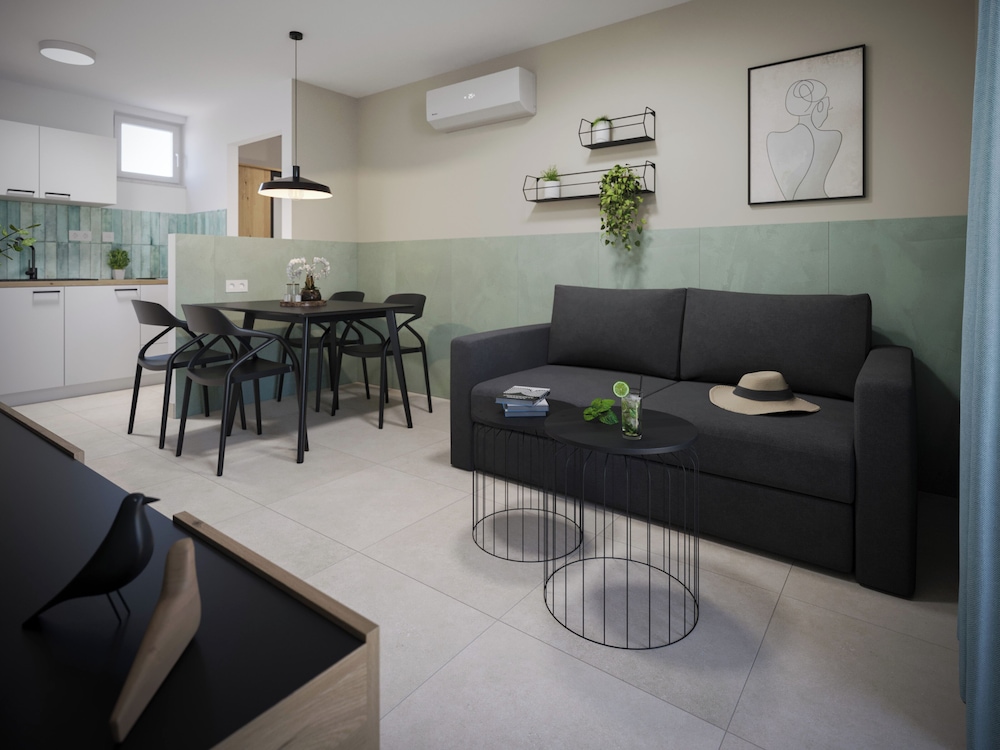 Holiday Village Sagitta 40/62