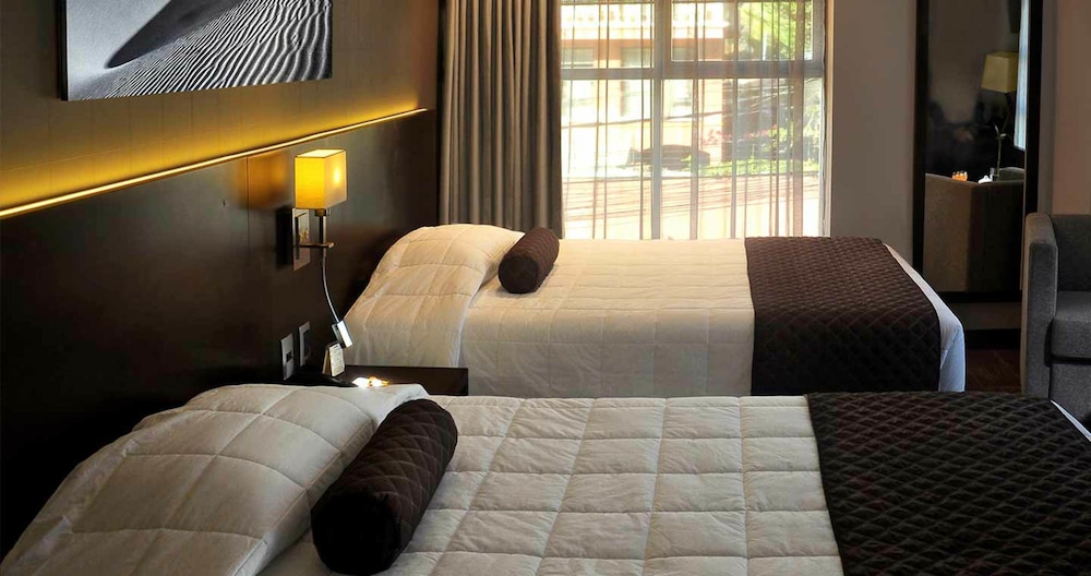 Hotel Rennova 28/70
