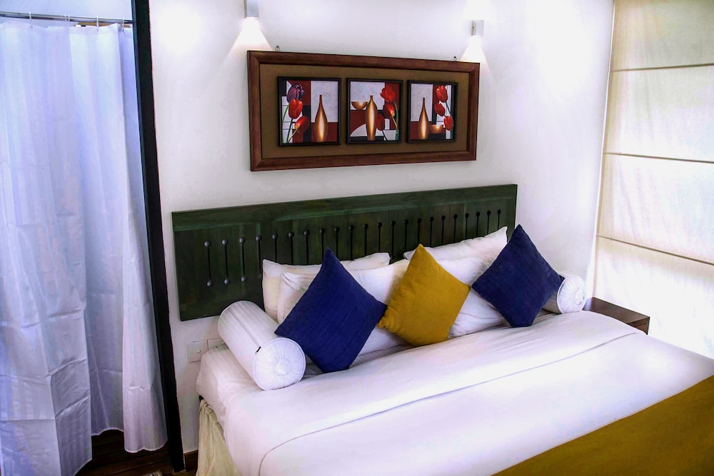CHALET, MOUNTAIN VIEW