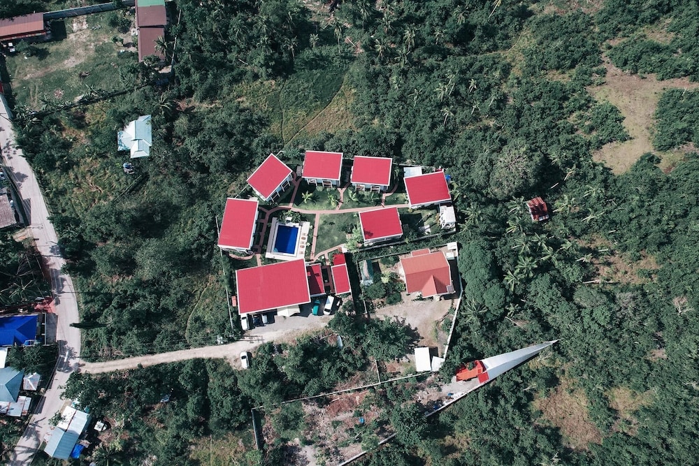 Red Picnic Hostel 30/35