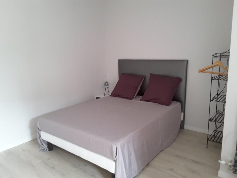 Villa vi Lyon Est Chambres d Hotes 4/35