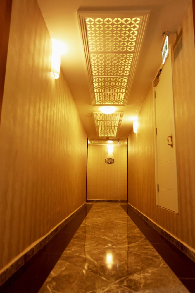 Grand Akcali Otel 12/22