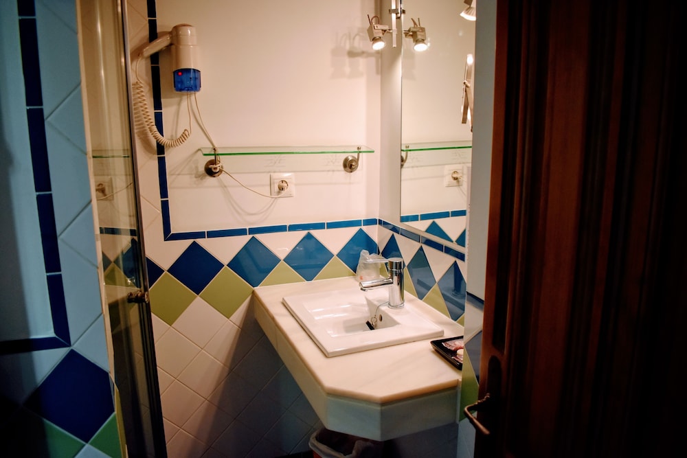 Apartamentos Alhambra 17/75