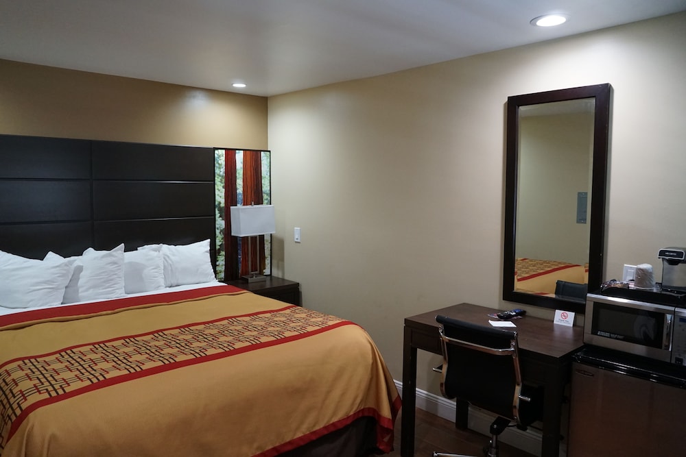 Muir Woods Lodge (ex Americas Best Value Inn and Suites - Mill Valley/San Francisco) 20/43