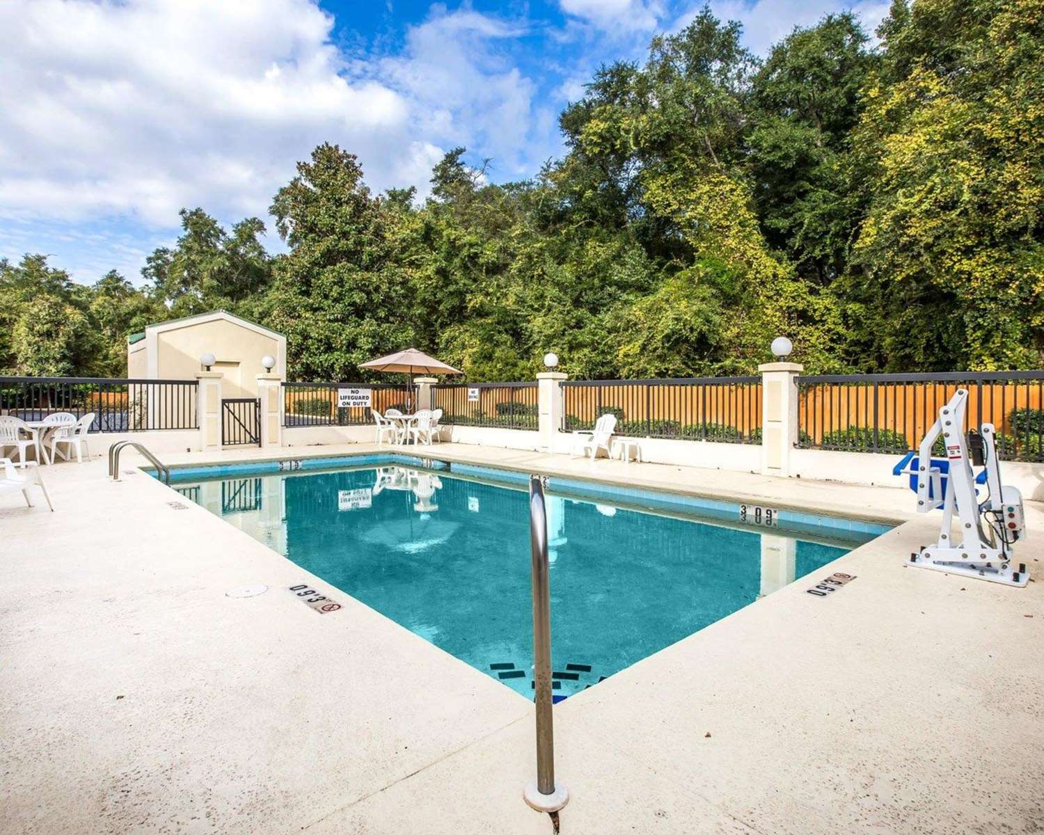 Quality Inn Darien-North Brunswick 25/25