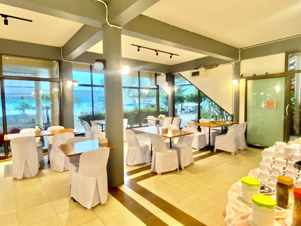 Alongkot Beach Resort Khanom 19/30