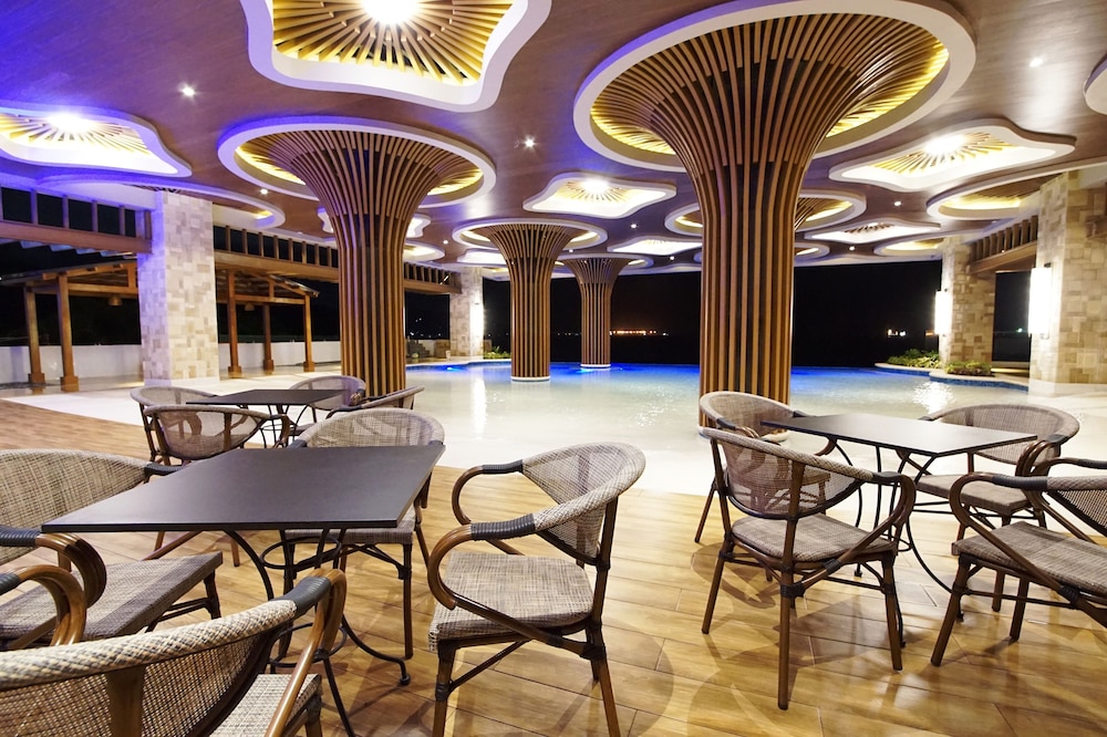 Central Park Reef Resort 33/50