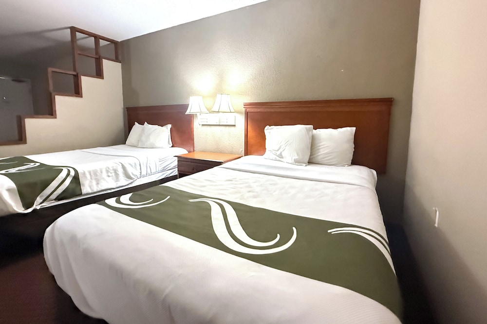 2 Full Beds Accessible Non - Smoking